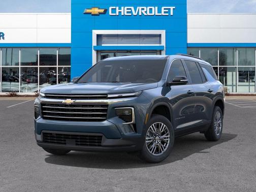 Lakeshore Blue Metallic 2025 Chevrolet Traverse LT