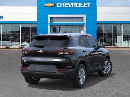 Mosaic Black Metallic 2026 Chevrolet Trailblazer LS