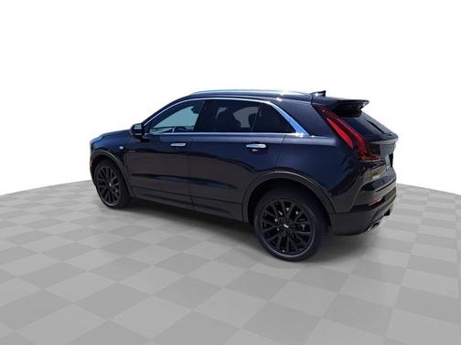 Galactic Gray Metallic 2022 Cadillac XT4 Luxury
