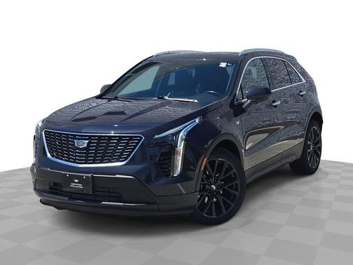 Galactic Gray Metallic 2022 Cadillac XT4 Luxury