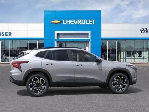 Sterling Gray Metallic 2026 Chevrolet Trax FWD 2RS