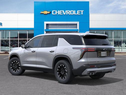Sterling Gray Metallic 2026 Chevrolet Traverse AWD Z71
