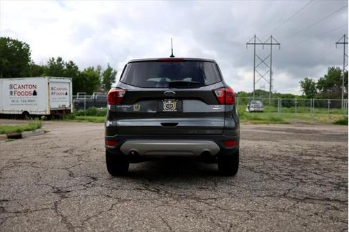 2019 Ford Escape SE