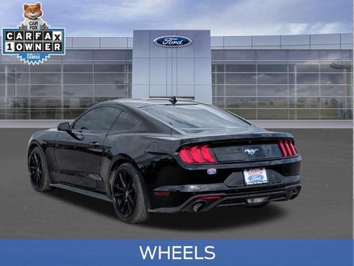 2021 Ford Mustang ECOBOOST