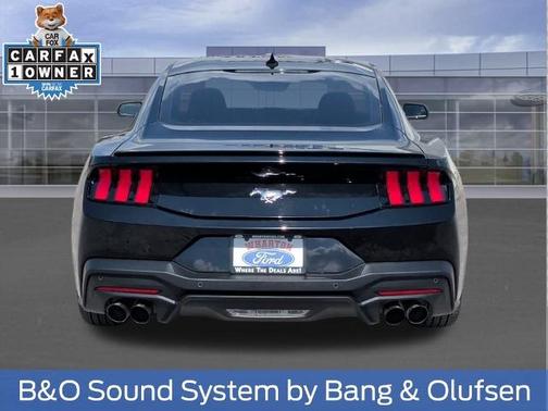 2024 Ford Mustang ECOBOOST PREMIUM