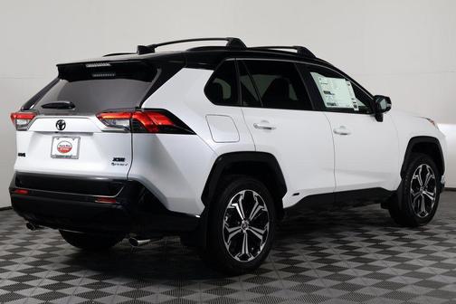 2025 Toyota RAV4 Hybrid SE