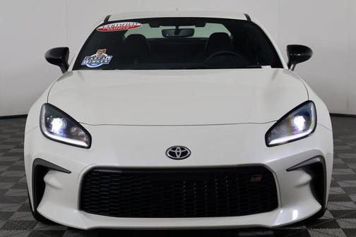 2025 Toyota GR86 Premium