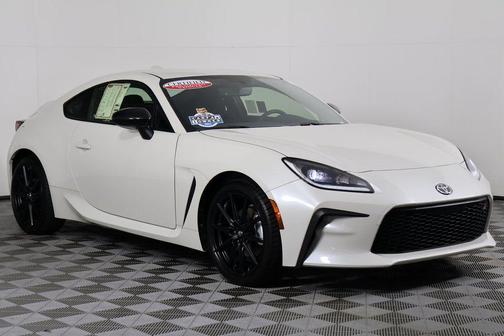 2025 Toyota GR86 Premium