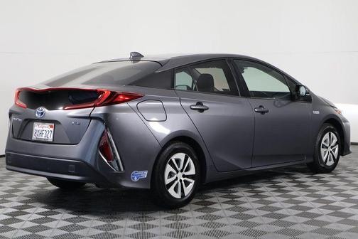 2022 Toyota Prius Prime XLE