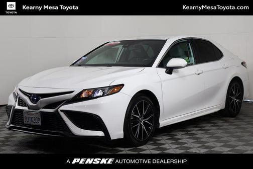 2022 Toyota Camry SE