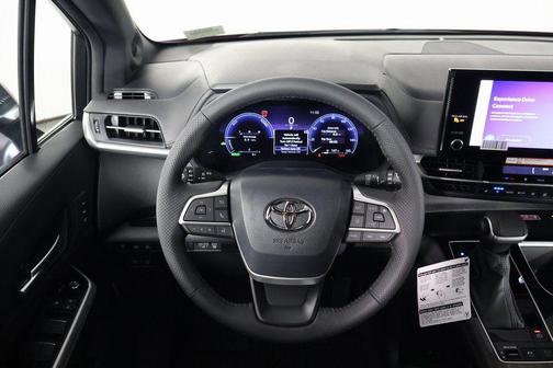 2025 Toyota Sienna Limited