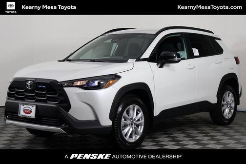 2026 Toyota Corolla Cross LE