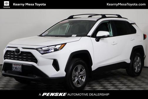 2025 Toyota RAV4 XLE