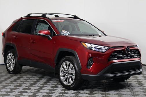 2025 Toyota RAV4 XLE Premium