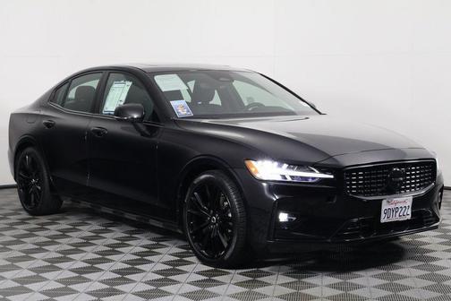 2023 Volvo S60 B5 Plus Black Edition