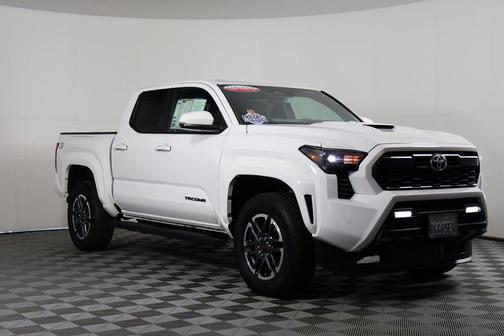 2025 Toyota Tacoma TRD Sport