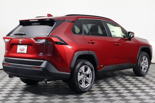 2025 Toyota RAV4 Hybrid LE