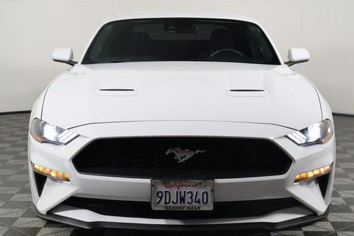 2022 Ford Mustang EcoBoost
