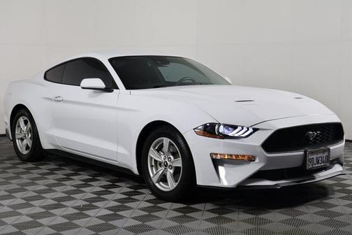2022 Ford Mustang EcoBoost