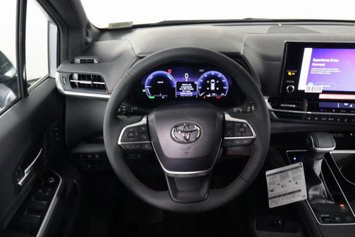 2025 Toyota Sienna XSE 7 Passenger
