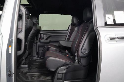 2025 Toyota Sienna XSE 7 Passenger