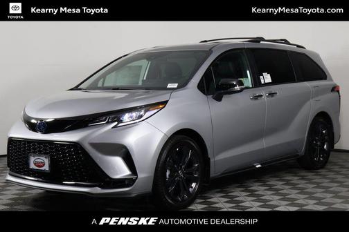 2025 Toyota Sienna XSE 7 Passenger