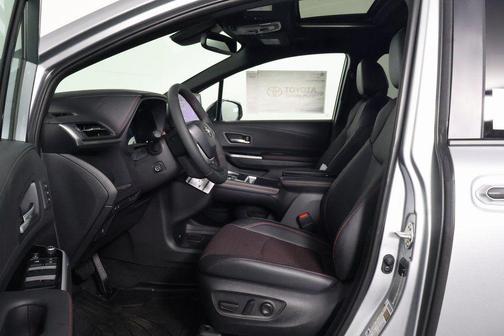 2025 Toyota Sienna XSE 7 Passenger