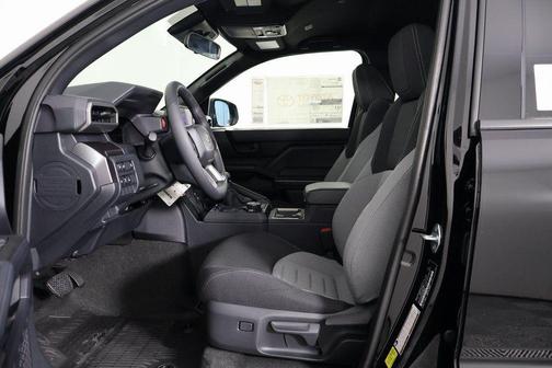 2025 Toyota 4Runner TRD Off Road