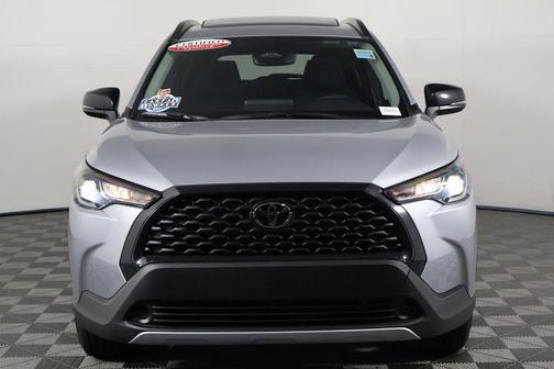2025 Toyota Corolla Cross LE