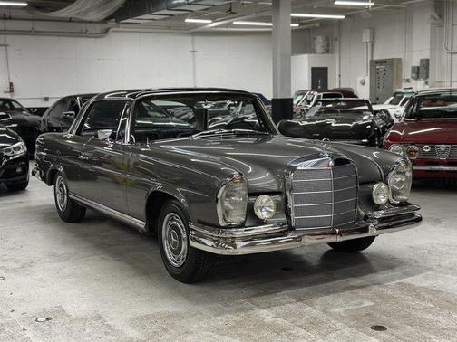 1969 Mercedes-Benz 280SE Base