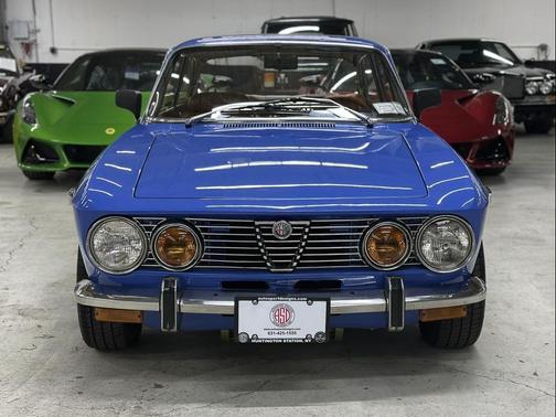 1974 Alfa Romeo GTV 