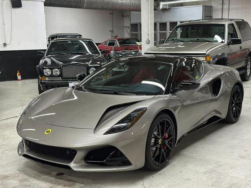 2025 Lotus Emira V6