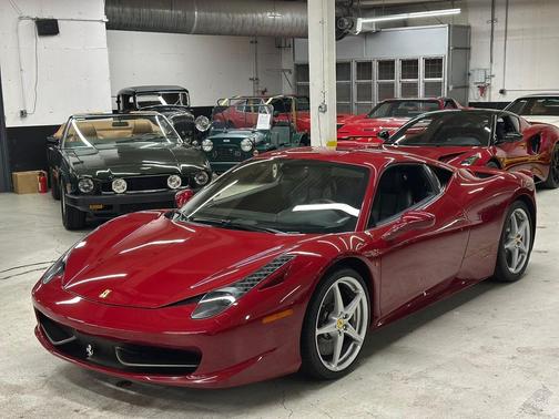 2010 Ferrari 458 Italia Base