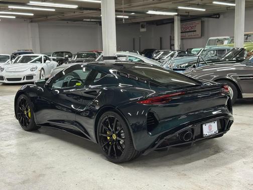 2025 Lotus Emira V6