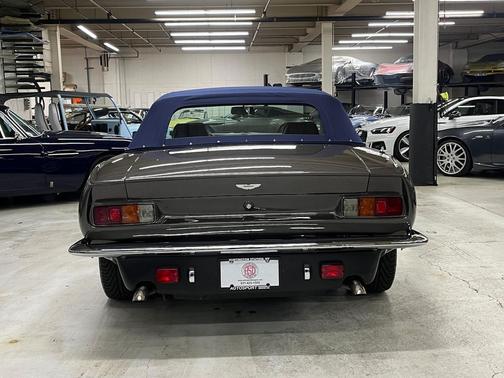 1989 Aston Martin V8 Vantage 
