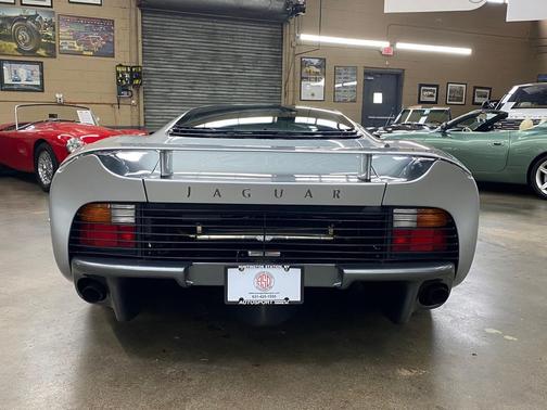 1994 Jaguar XJ220 Base