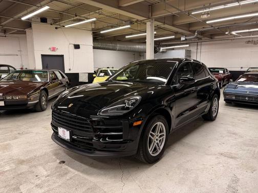 2019 Porsche Macan SUV