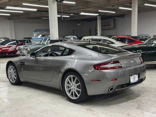 2007 Aston Martin V8 Vantage Base