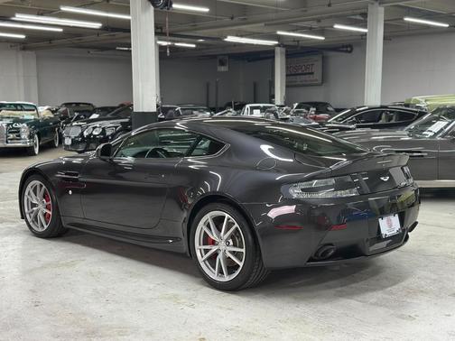 2014 Aston Martin V8 Vantage Base