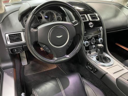 2014 Aston Martin V8 Vantage Base