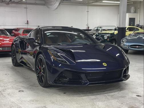 2025 Lotus Emira V6