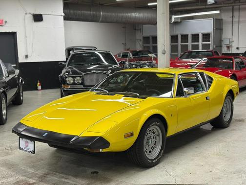 1974 DeTomaso Pantera Coupe