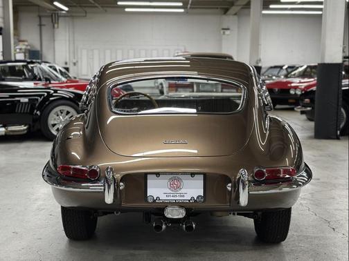 1962 Jaguar E-Type 