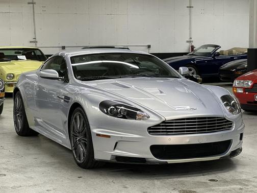 Lightning Silver 2009 Aston Martin DBS Coupe