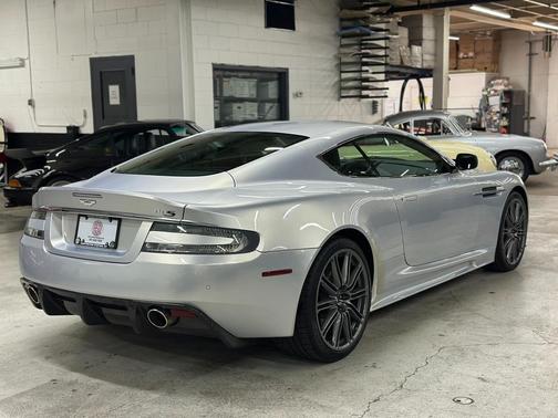 Lightning Silver 2009 Aston Martin DBS Coupe