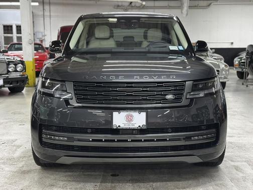 2023 Land Rover Range Rover P530 SE