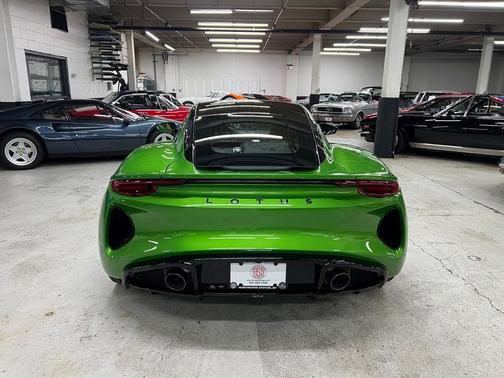 2026 Lotus Emira V6 SE