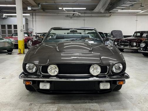 Cumberland Grey 1989 Aston Martin V8 Vantage