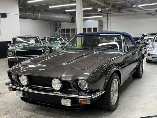 Cumberland Grey 1989 Aston Martin V8 Vantage