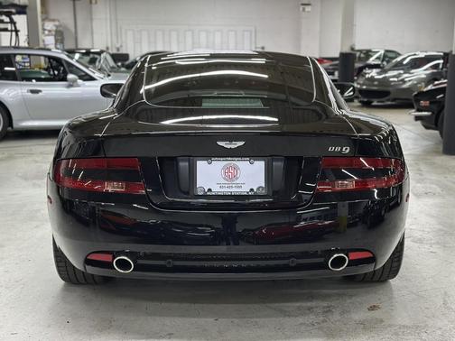2007 Aston Martin DB9 Base